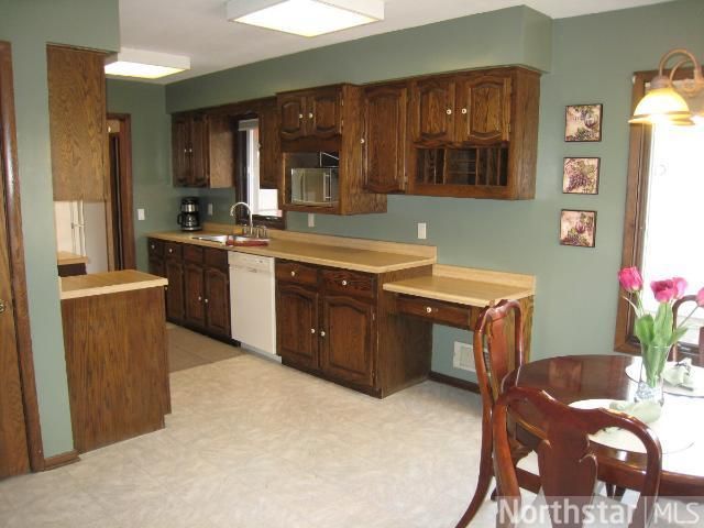 5409 Scott Ave N, Crystal, MN 55429