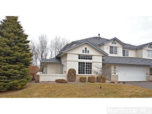 4685 Centerville Rd #23, North Oaks, MN 55127