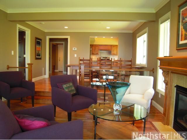 1545 Hollybrook Rd, Wayzata, MN 55391