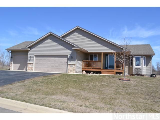 933 Breckenridge Ln, Montrose, MN 55363