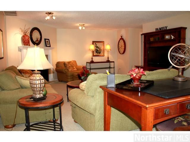 17651 Breconwood Rd, Wayzata, MN 55391