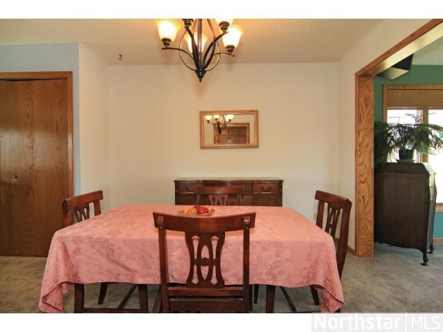 9895 Upper 205th St W, Lakeville, MN 55044