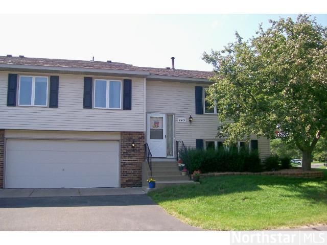 9919 105th Pl N, Maple Grove, MN 55369