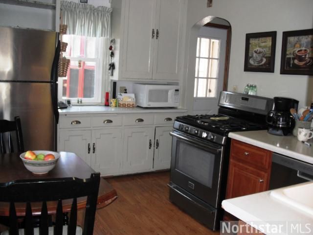 1272 Jefferson Ave, Saint Paul, MN 55105