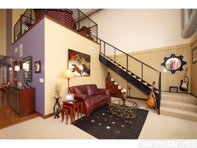 521 7th St #706, Minneapolis, MN 55415