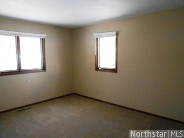 422 Mainzer St, West Saint Paul, MN 55118