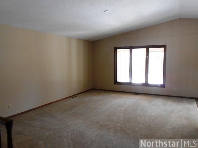 422 Mainzer St, West Saint Paul, MN 55118
