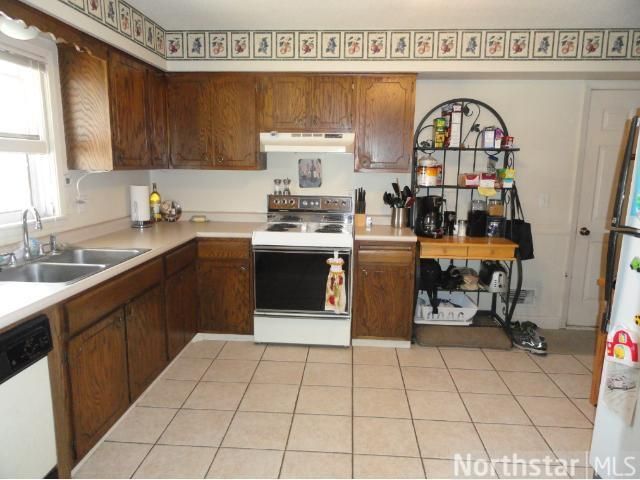 1820 Pine St, Hastings, MN 55033
