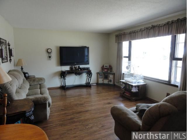1820 Pine St, Hastings, MN 55033