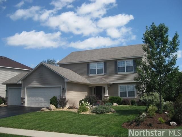 750 Riesgraf Rd, Carver, MN 55315