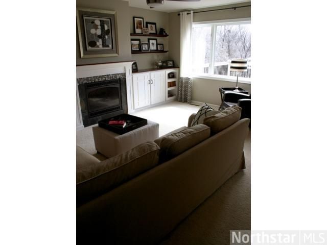 750 Riesgraf Rd, Carver, MN 55315