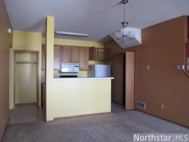 15520 Gateway Pa #136, Apple Valley, MN 55124