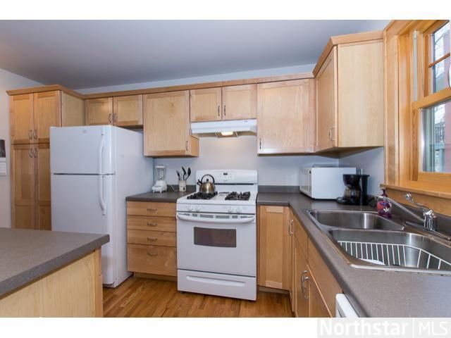810 3rd St E #7, Saint Paul, MN 55106