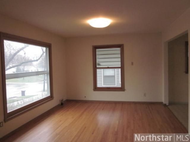 156 Westchester Dr, West Saint Paul, MN 55118