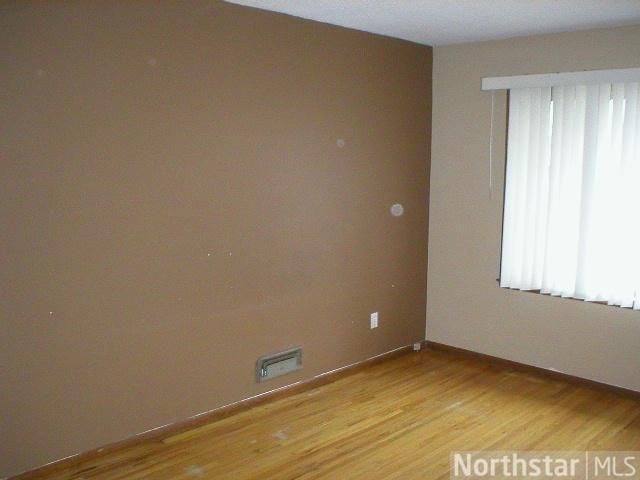 10400 Hollywood Blvd NW, Coon Rapids, MN 55433
