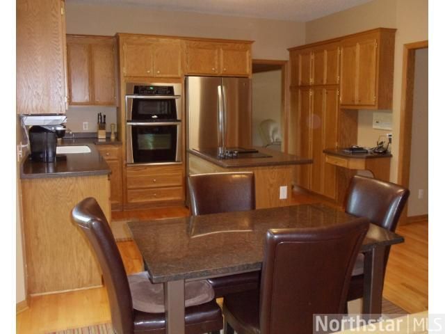 7210 121st St W, Apple Valley, MN 55124