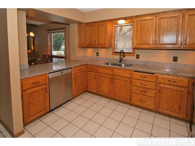 9112 Quantico Ln N, Maple Grove, MN 55369