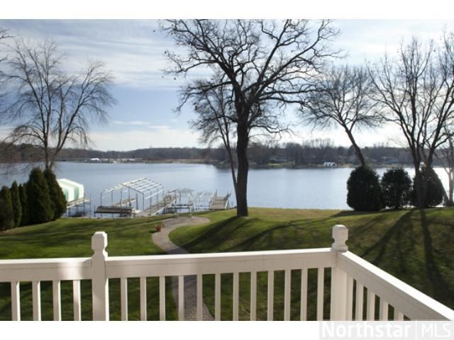 20105 Cottagewood Ave, Excelsior, MN 55331