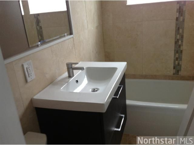 1623 Dale St N, Saint Paul, MN 55117
