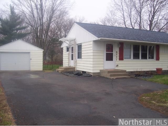 6907 Newton Ave N, Brooklyn Center, MN 55430