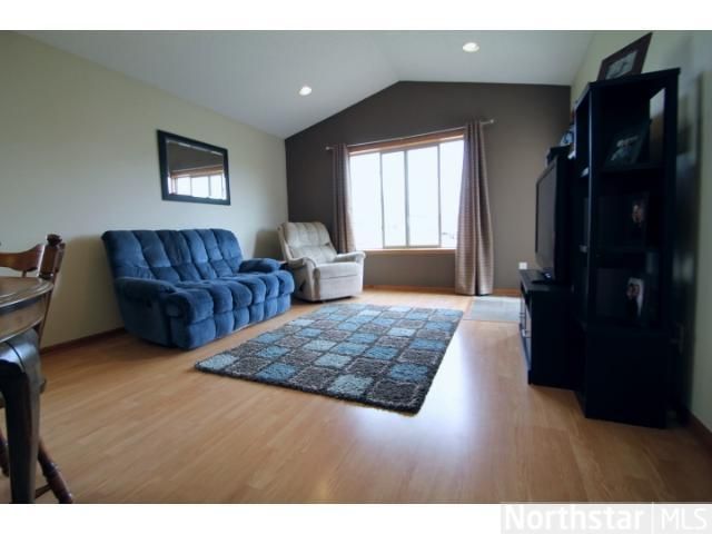 1532 Nuthatch Ave, Sartell, MN 56377