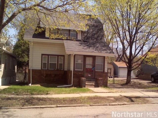 652 Earl St, Saint Paul, MN 55106