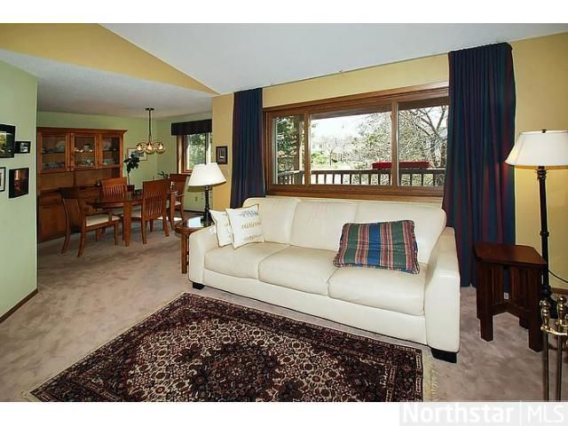 476 Etna St #204, Saint Paul, MN 55106