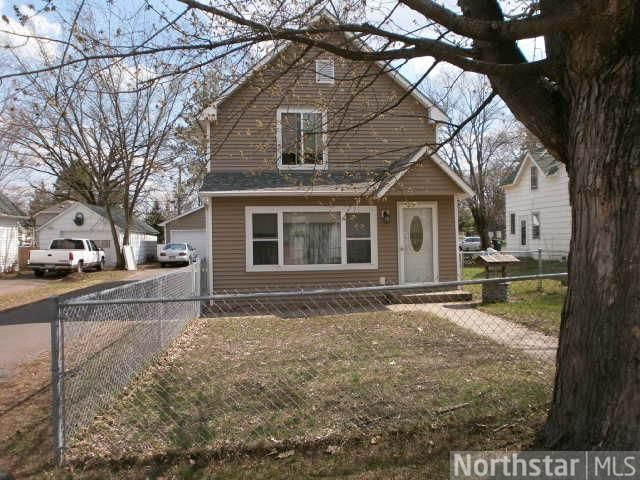 6417 Maple St, North Branch, MN 55056