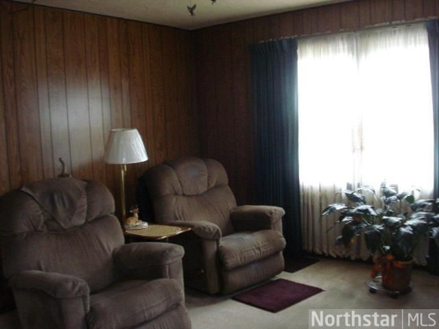 1116 6th St NE, Little Falls, MN 56345