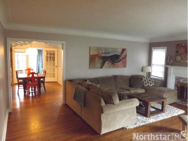 3446 Zenith Ave N, Robbinsdale, MN 55422