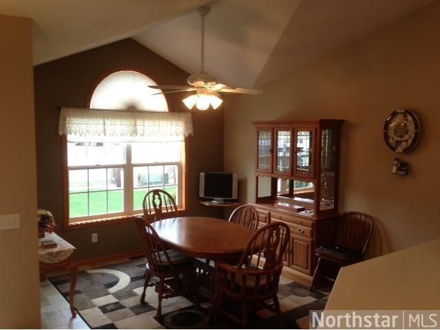 1219 Glasgow Rd, Saint Cloud, MN 56303