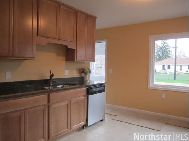 9237 12th Ave S, Bloomington, MN 55425