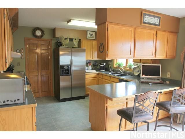 24 1st St SW, Crosby, MN 56441