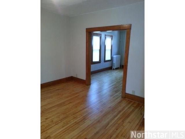 927 Edmund Ave, Saint Paul, MN 55104