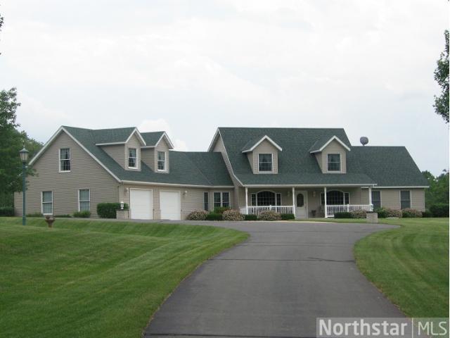 15401 Fruit Farm Rd, Saint Joseph, MN 56374