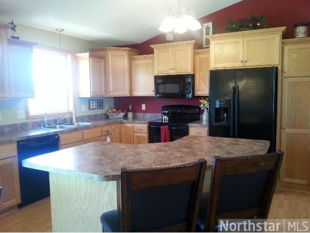 13905 4th Ave N, Zimmerman, MN 55398