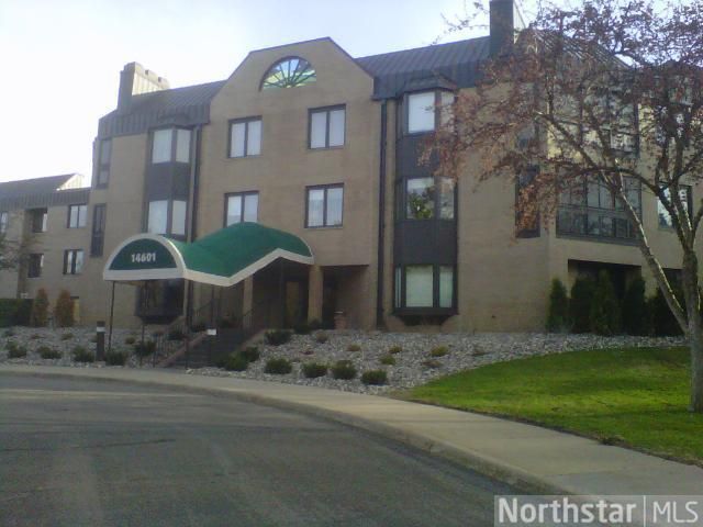 14601 Atrium Way #327, Minnetonka, MN 55345