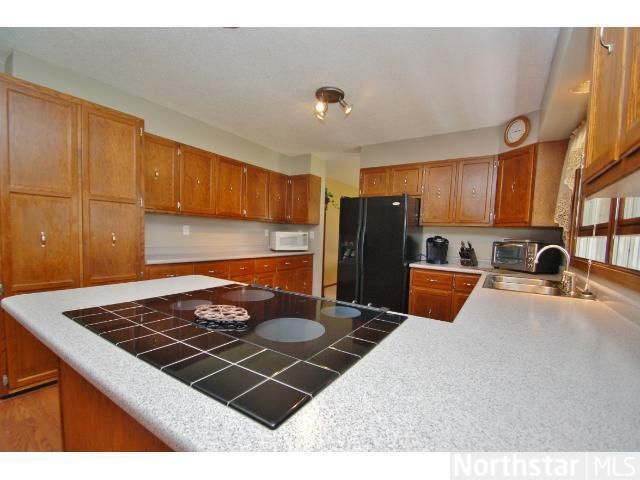 309 Kimball Dr, Champlin, MN 55316