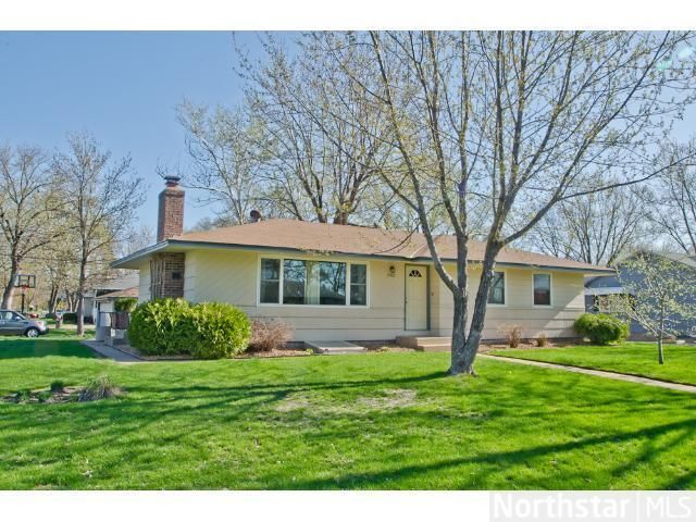 7100 Kyle Ave N, Brooklyn Center, MN 55429