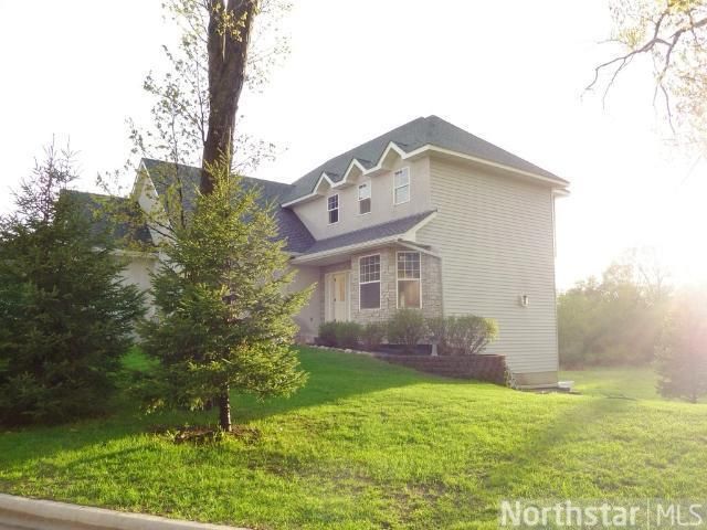 4375 Whitaker Ct, White Bear Lake, MN 55110
