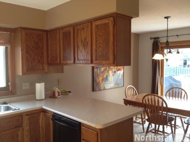 2338 Eldridge Ave E, North Saint Paul, MN 55109