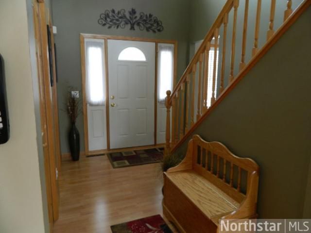 2929 9th Ln, Anoka, MN 55303