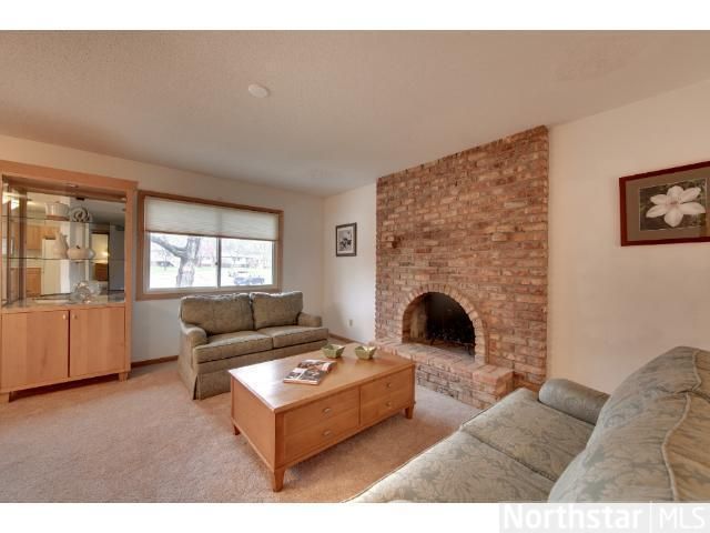 4496 Woodgate Point, Eagan, MN 55122