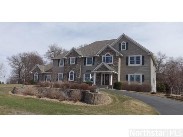 2414 Walden Way, Saint Cloud, MN 56301