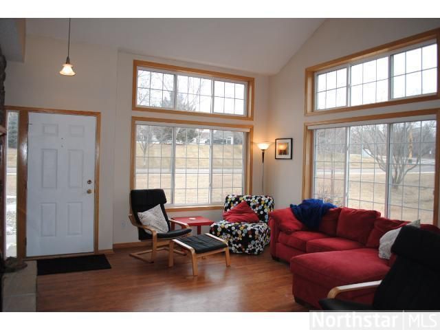 12952 Echo Ln, Apple Valley, MN 55124