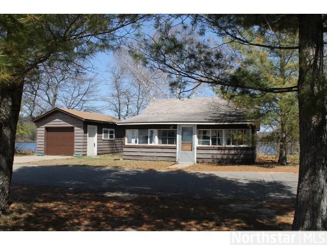 11810 Pine Beach Dr, Brainerd, MN 56401