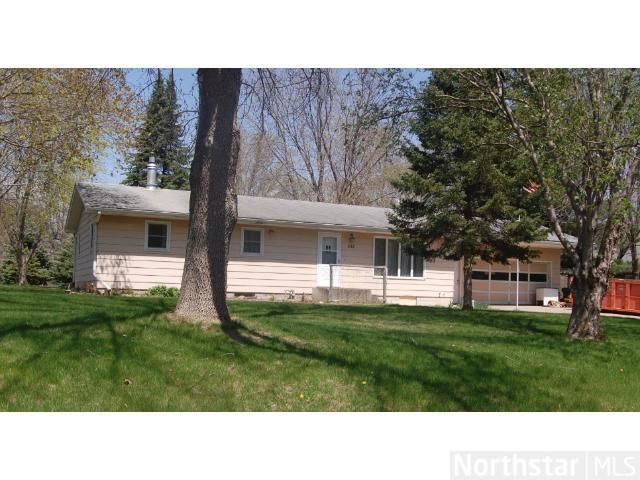 535 7th St SE, Cokato, MN 55321