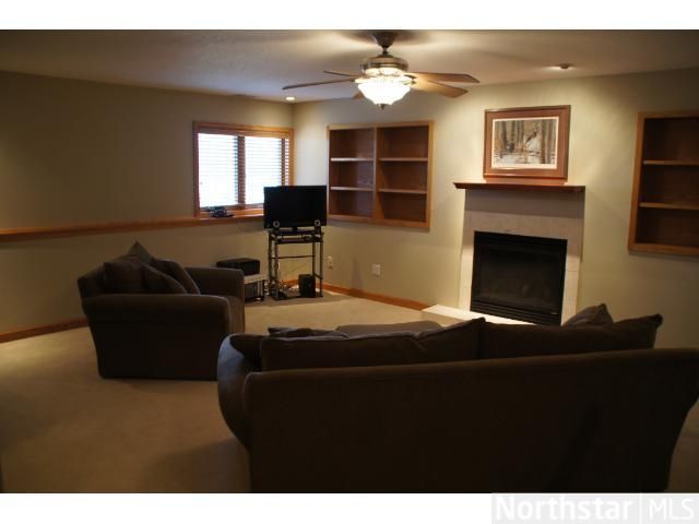 6605 71st Ln, Loretto, MN 55357
