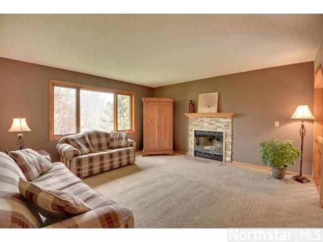 11086 Pheasant Ln N, Maple Grove, MN 55369