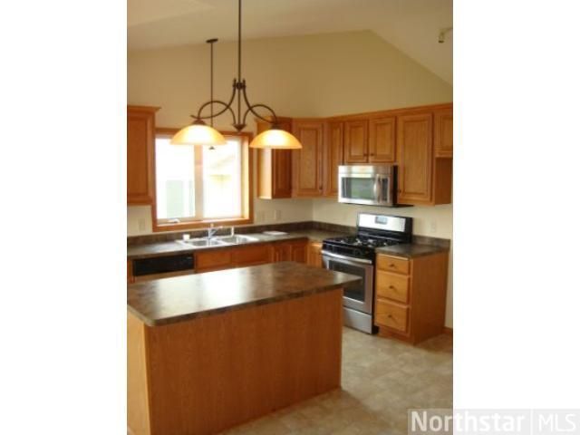 10375 165th St W, Lakeville, MN 55044